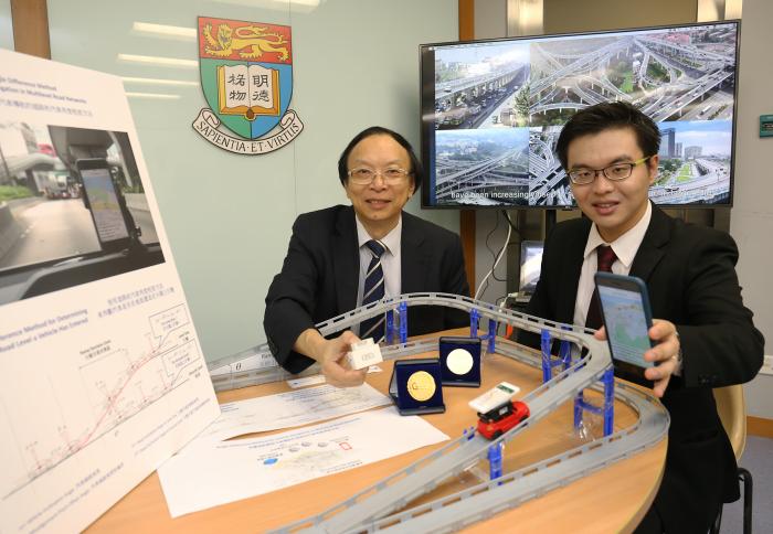Professor Anthony Yeh Gar-On and Dr Zhong Teng