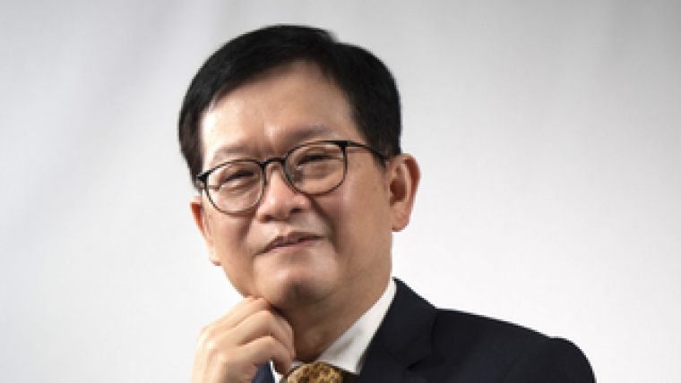 香港大學數學學者莫毅明教授